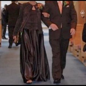 Mother of the Bride / Groom Dress